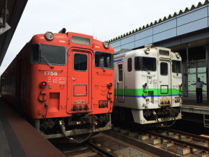帯広駅キハ40　朱色と北海道色