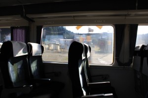 ガラガラの白鳥自由席