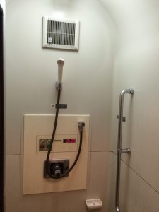 オハ25　シャワー