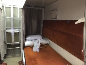 スハネフ14 552 寝台下段