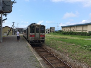 増毛駅　キハ54