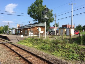 釧網本線　塘路駅