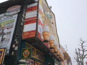 ラッキーピエロ　ベイエリア本店