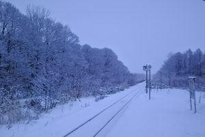 宗谷本線・真冬の安牛駅ホーム