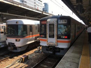 名古屋駅　快速みえ