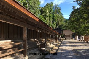 出雲大社　神在月の神様の宿泊所「十九社」