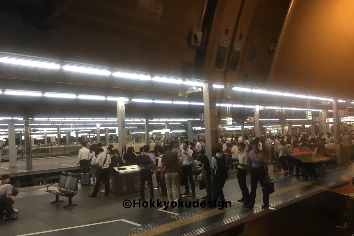 サンライズ出雲・超ラッシュの大阪到着