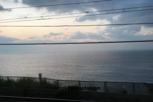 サンライズエクスプレス・根府川の景色